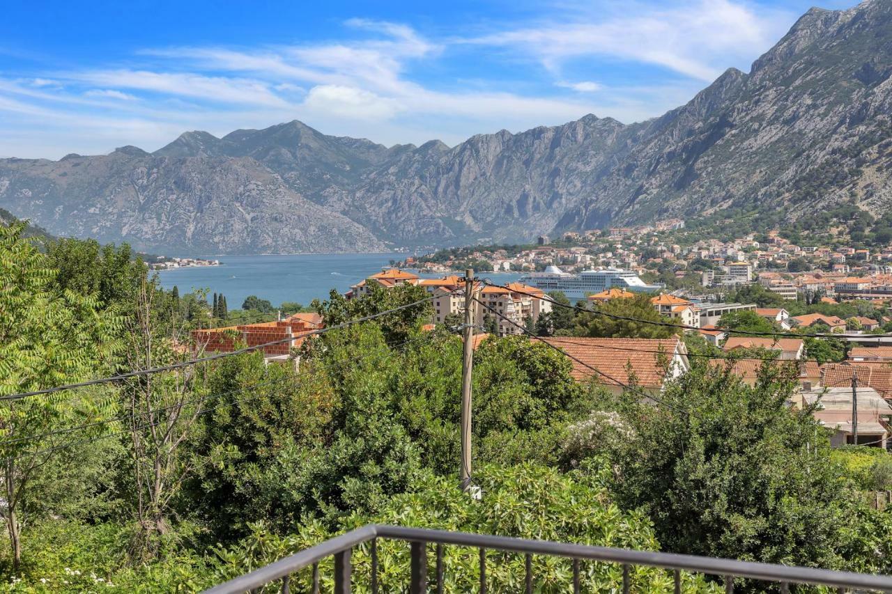 Apartments Mezini 11 Kotor Exterior foto